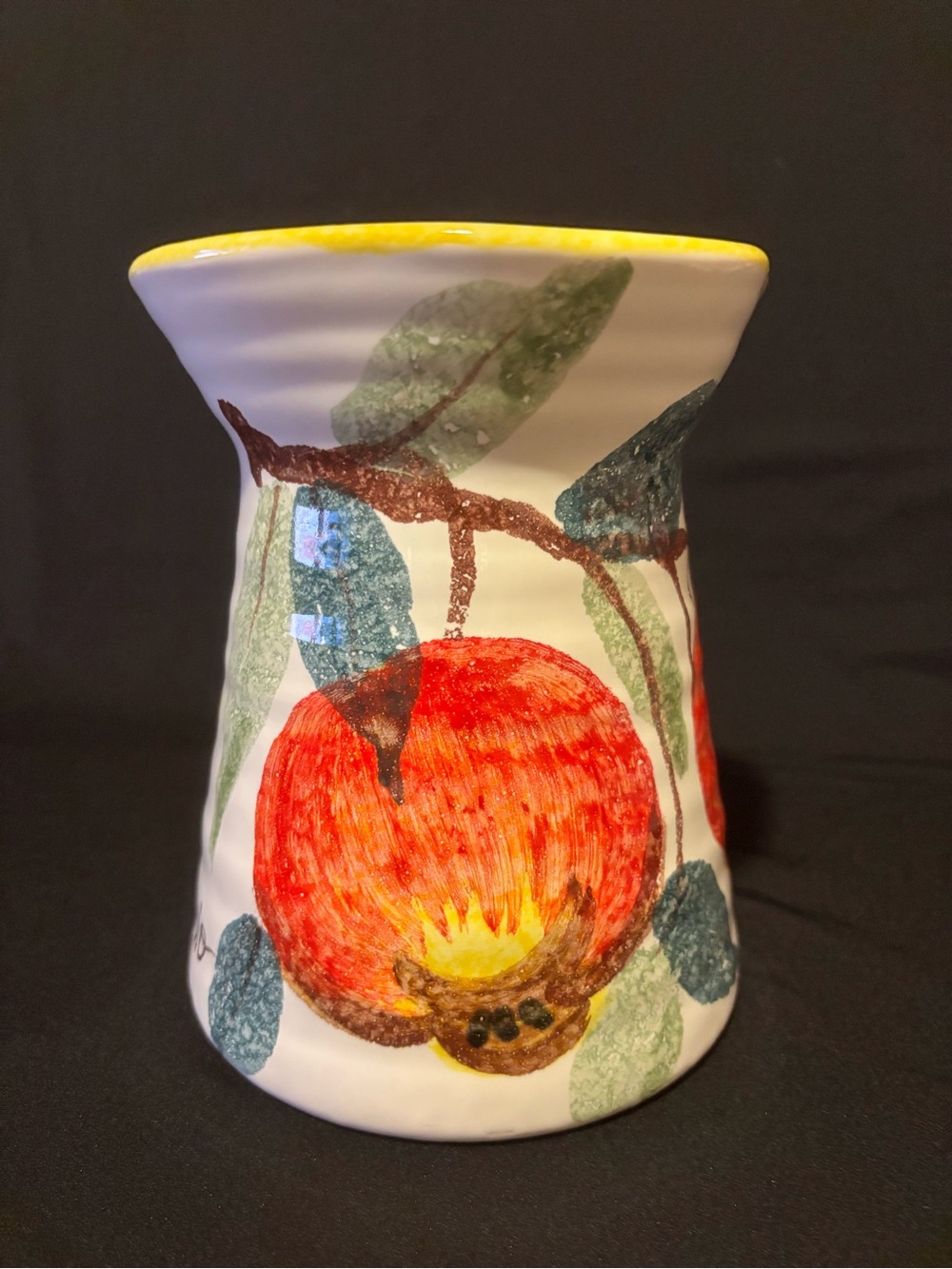 Made in Italy Handpainted Country Style Ceramic Vase.